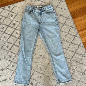 Abercrombie & Fitch The ‘90s Straight Ultra High Rise Jeans